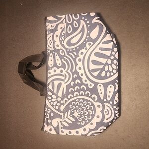 Thirty-One Thermal Tote with handles